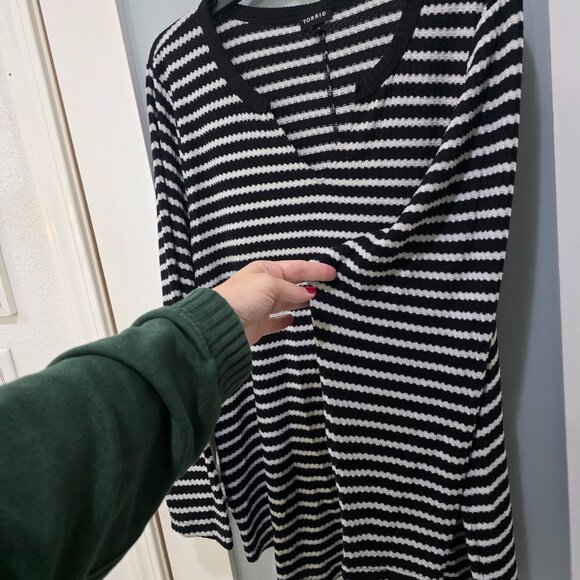 Torrid Plus Size 3X Black White Striped Thermal Waffle Knit Top Cozy Long Sleeve - Picture 8 of 11